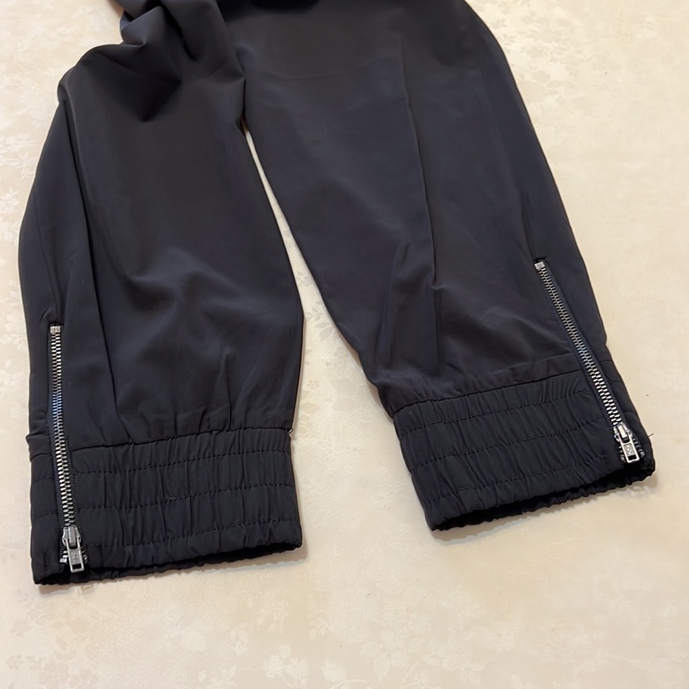 Fabletics Black Pants. Size L - Picture 5 of 7